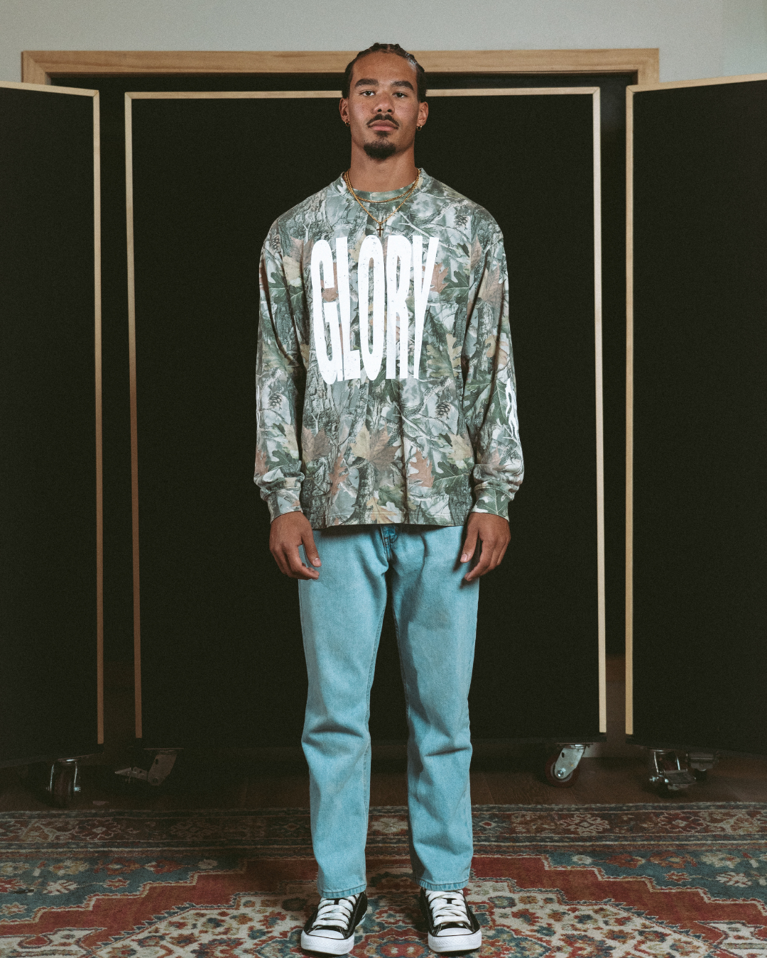 'GLORY' CAMO LONGSLEEVE